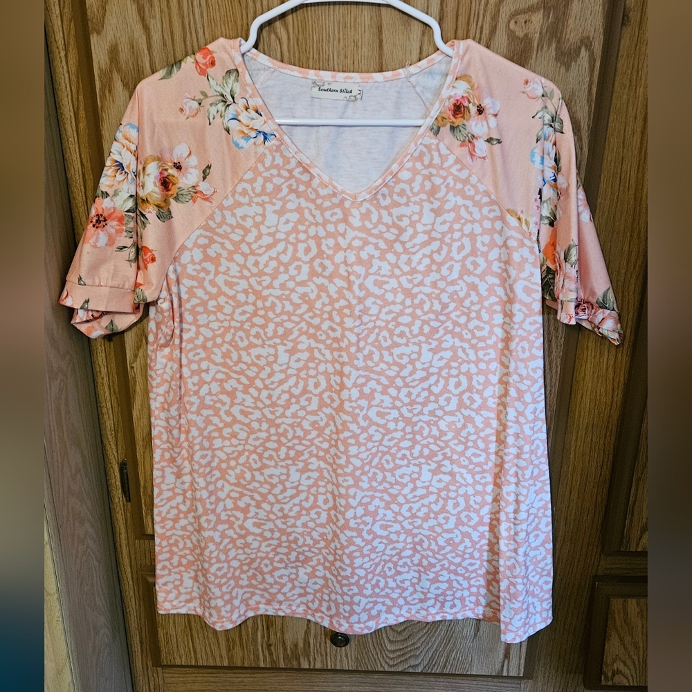 Floral Peach Short Sleeve Top
